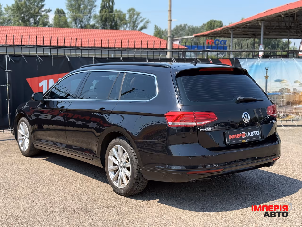 Volkswagen Passat - фото 5