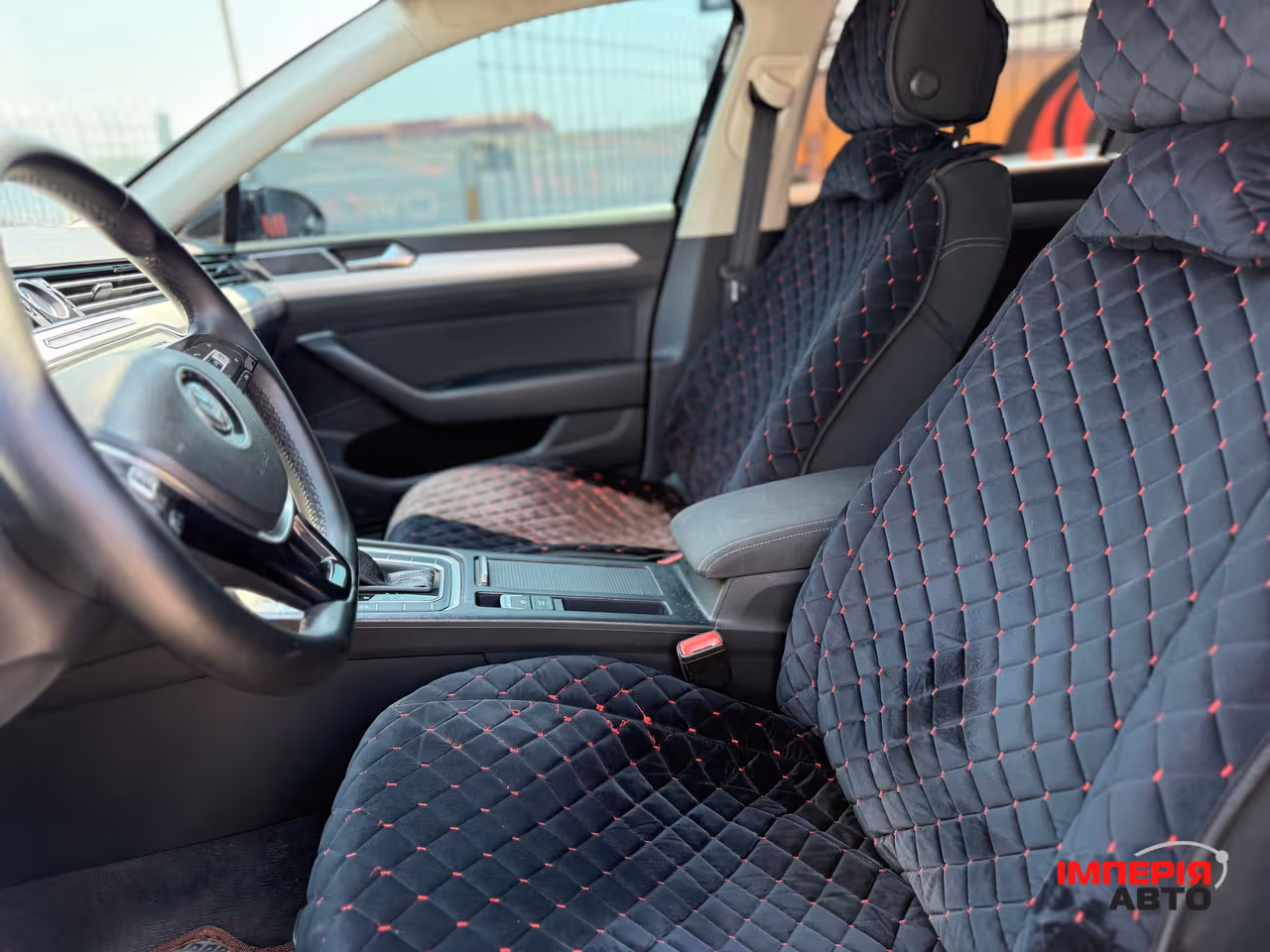 Volkswagen Passat - фото 12