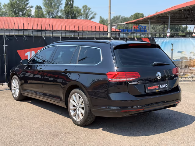 Volkswagen Passat - фото 5