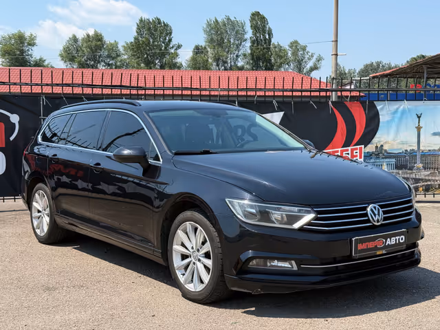 Volkswagen Passat - фото 2