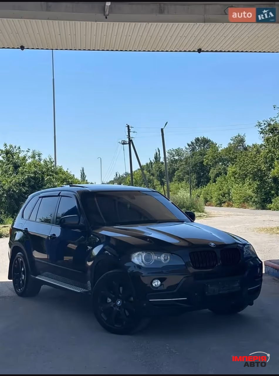 BMW X5 - фото 2