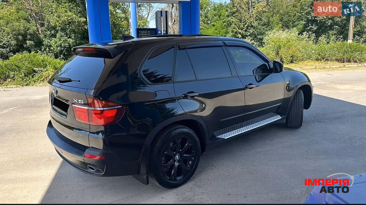 BMW X5 - фото 6