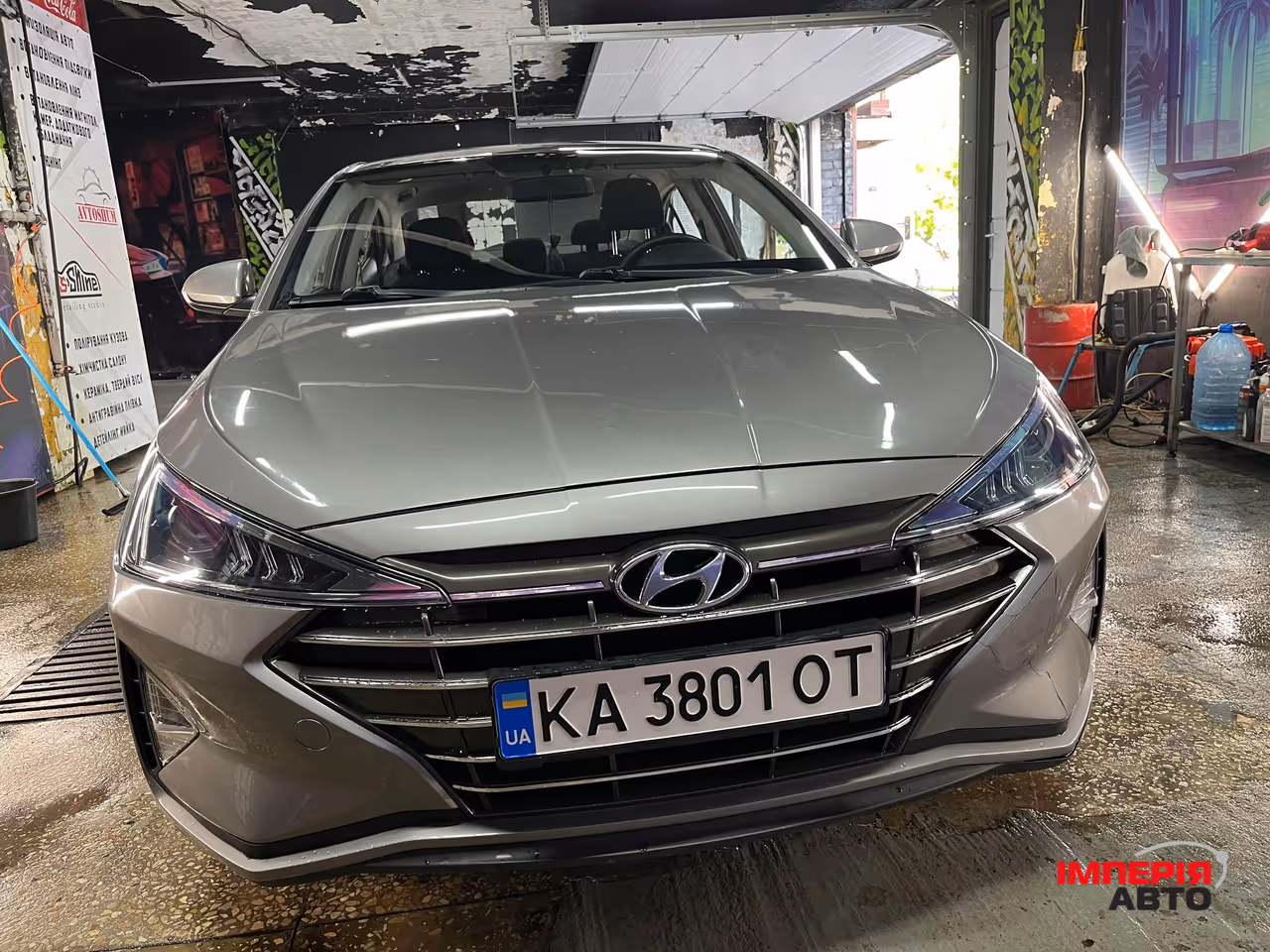 Hyundai Elantra - фото 1