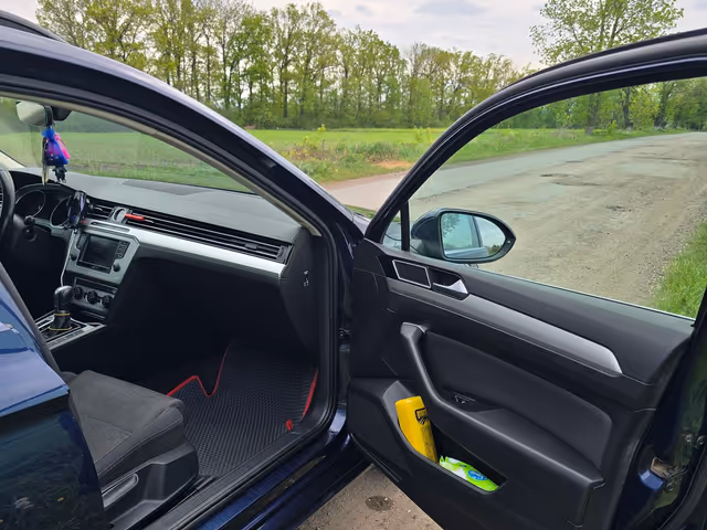 Volkswagen Passat - фото 4
