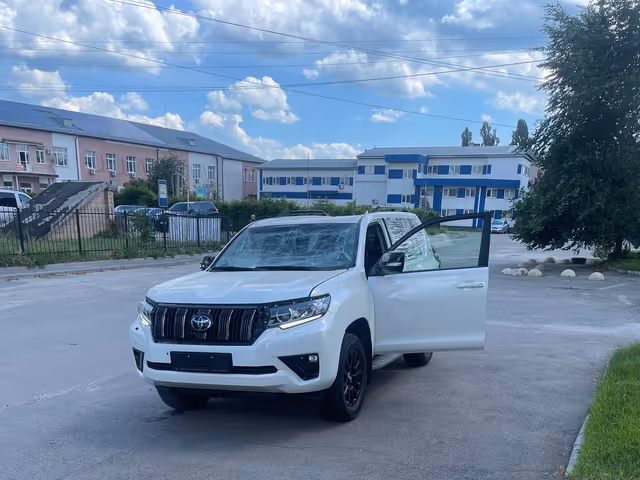 Toyota Land Cruiser Prado - фото 2