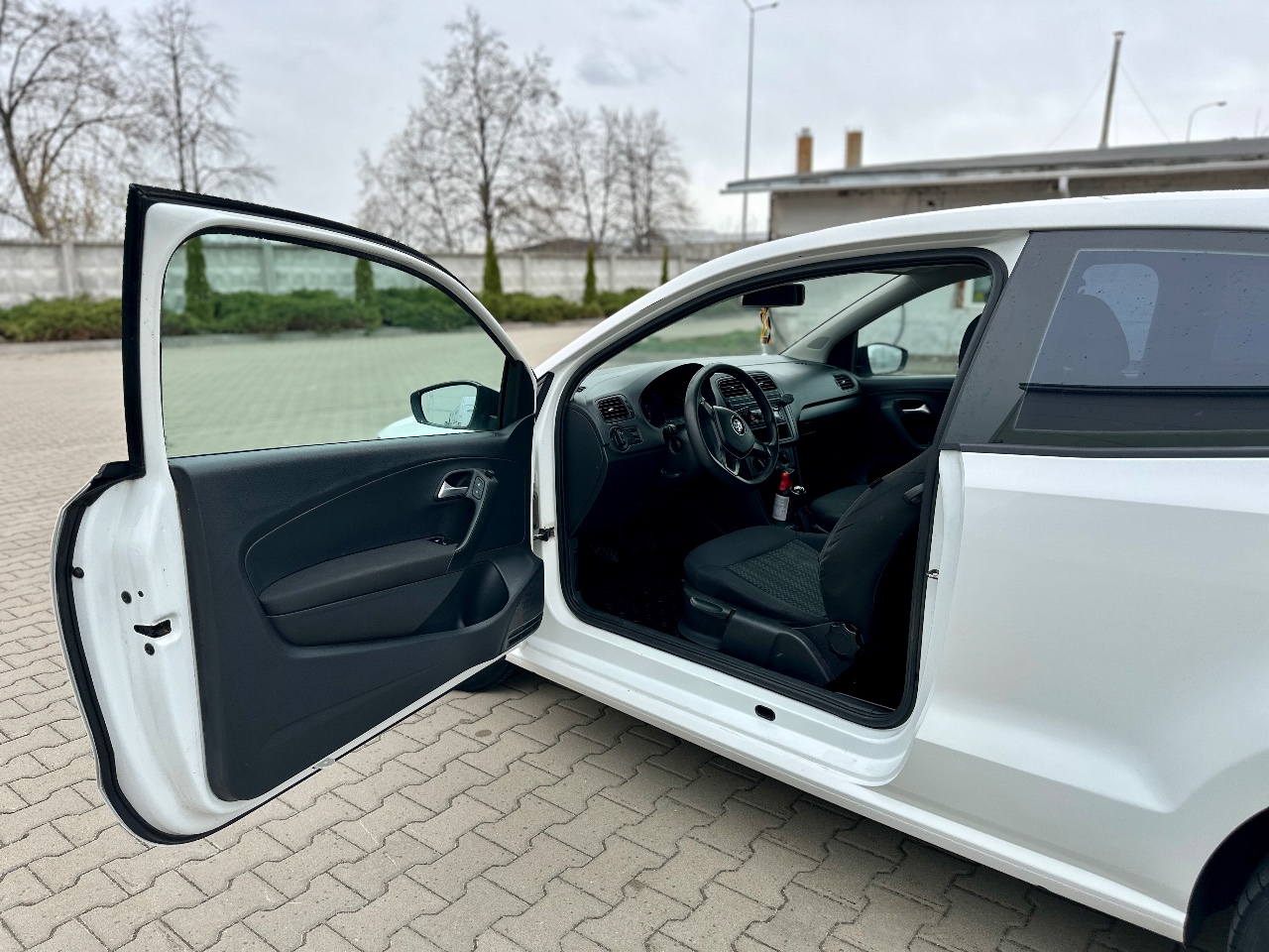 Volkswagen Polo - фото 11