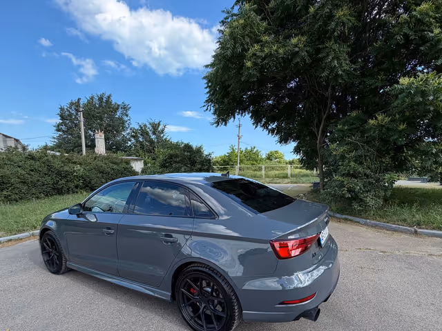 Audi A3 - фото 4