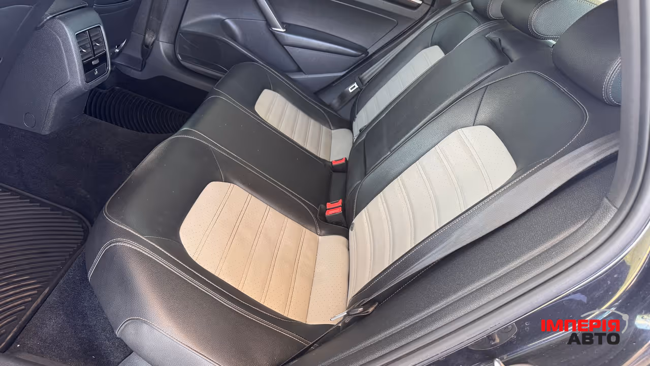 Volkswagen Passat - фото 19