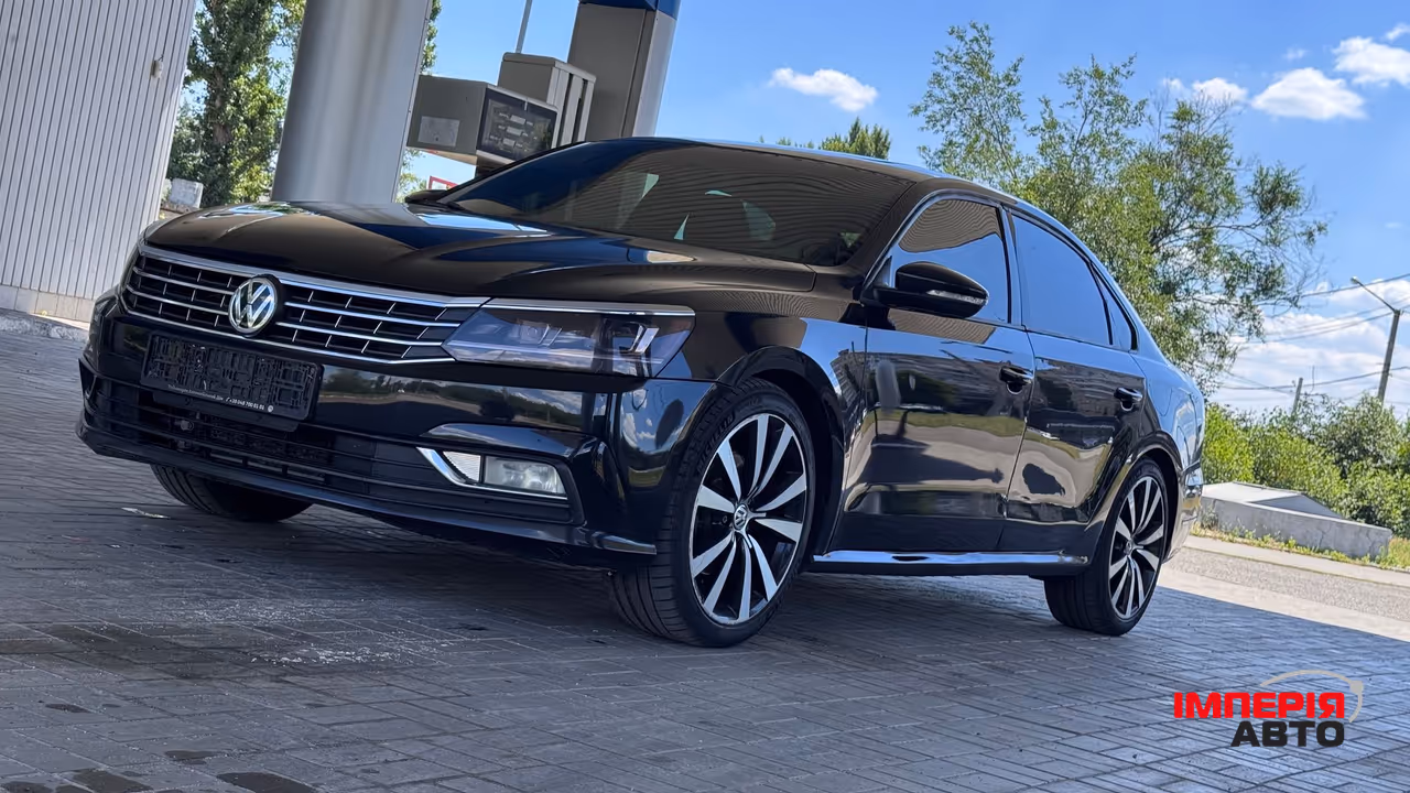 Volkswagen Passat - фото 15