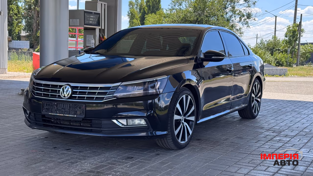 Volkswagen Passat - фото 2