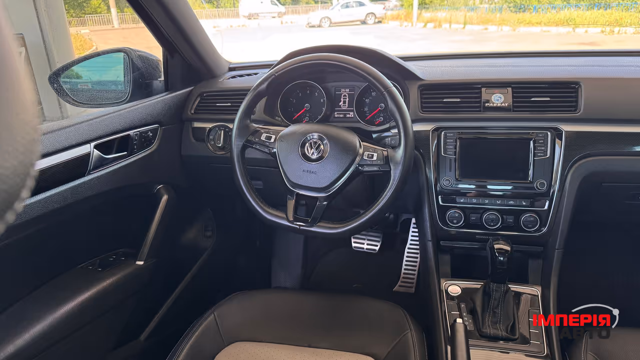 Volkswagen Passat - фото 22