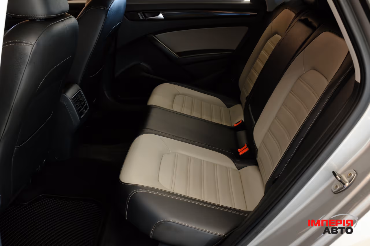 Volkswagen Passat - фото 8