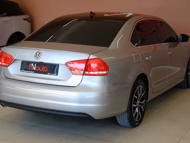 Volkswagen Passat - фото 5