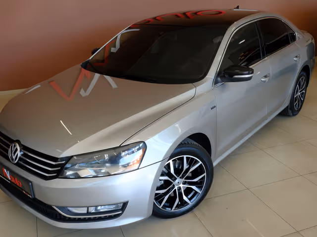 Volkswagen Passat - фото 2
