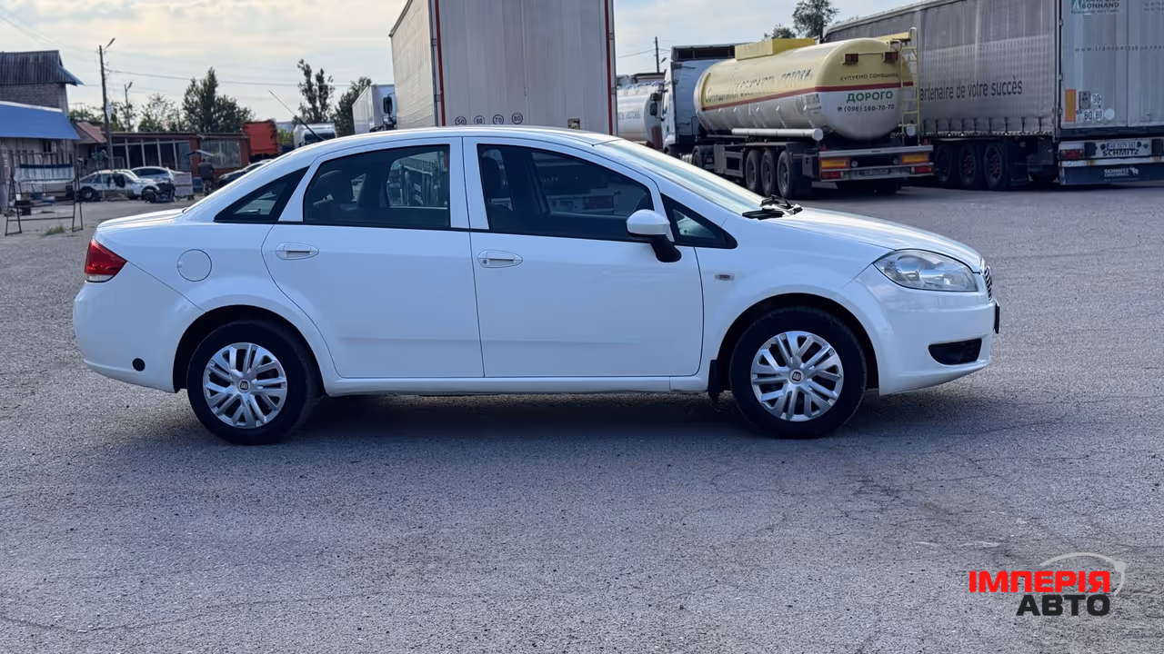 Fiat Linea - фото 4