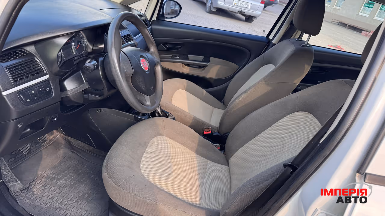 Fiat Linea - фото 13