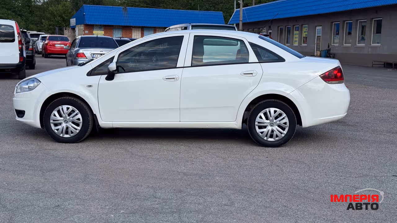 Fiat Linea - фото 10