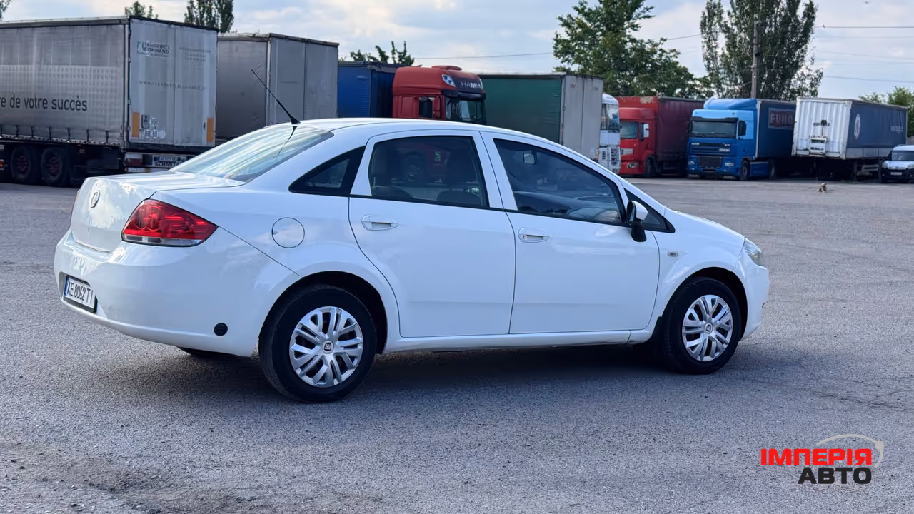 Fiat Linea - фото 5
