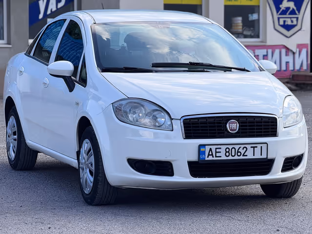 Fiat Linea - фото 2