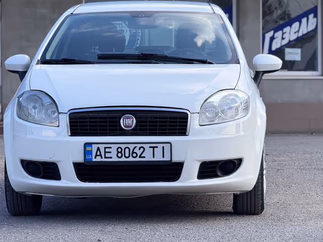 Fiat Linea - фото 1