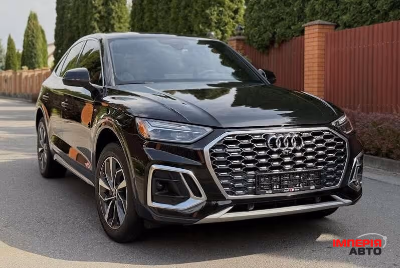 Audi Q5 Sportback - фото 1