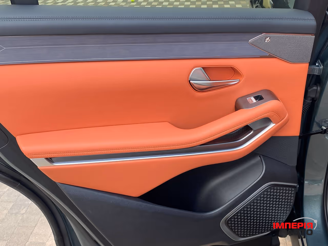 BYD Tang L - фото 24