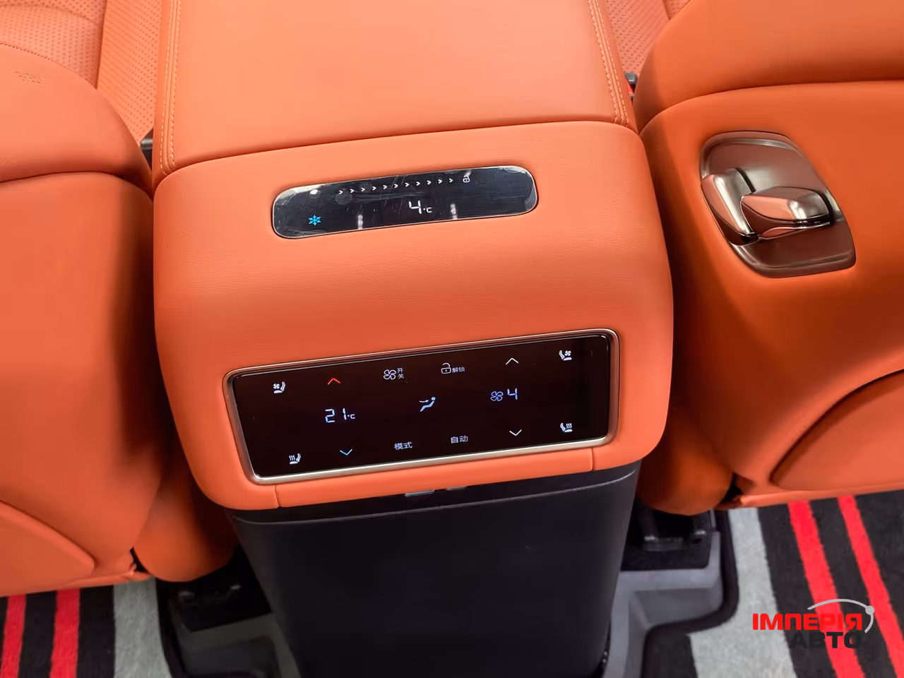 BYD Tang L - фото 29