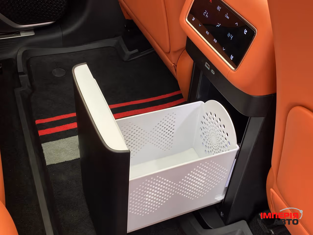 BYD Tang L - фото 30