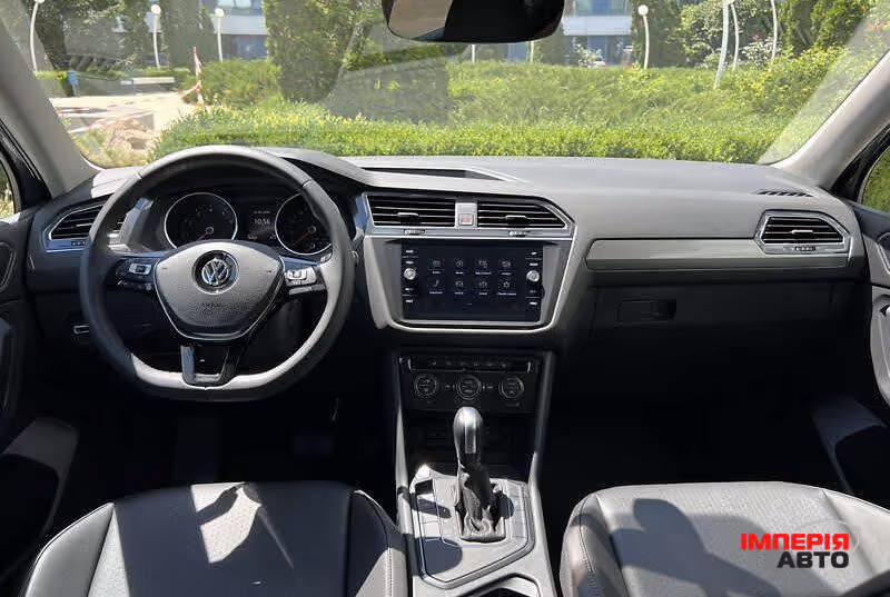 Volkswagen Tiguan - фото 6