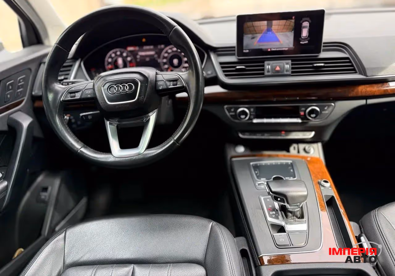Audi Q5 - фото 8