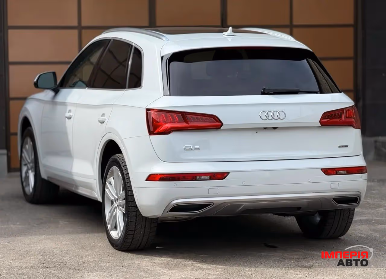 Audi Q5 - фото 5