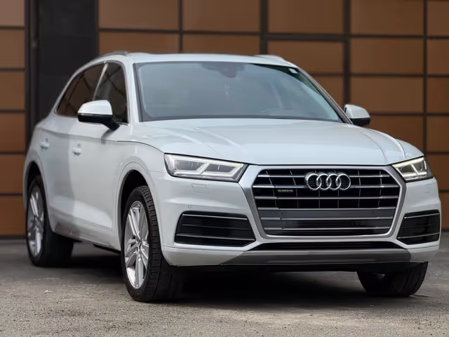 Audi Q5 - фото 2