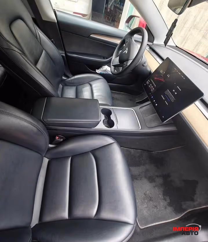 Tesla Model 3 - фото 6