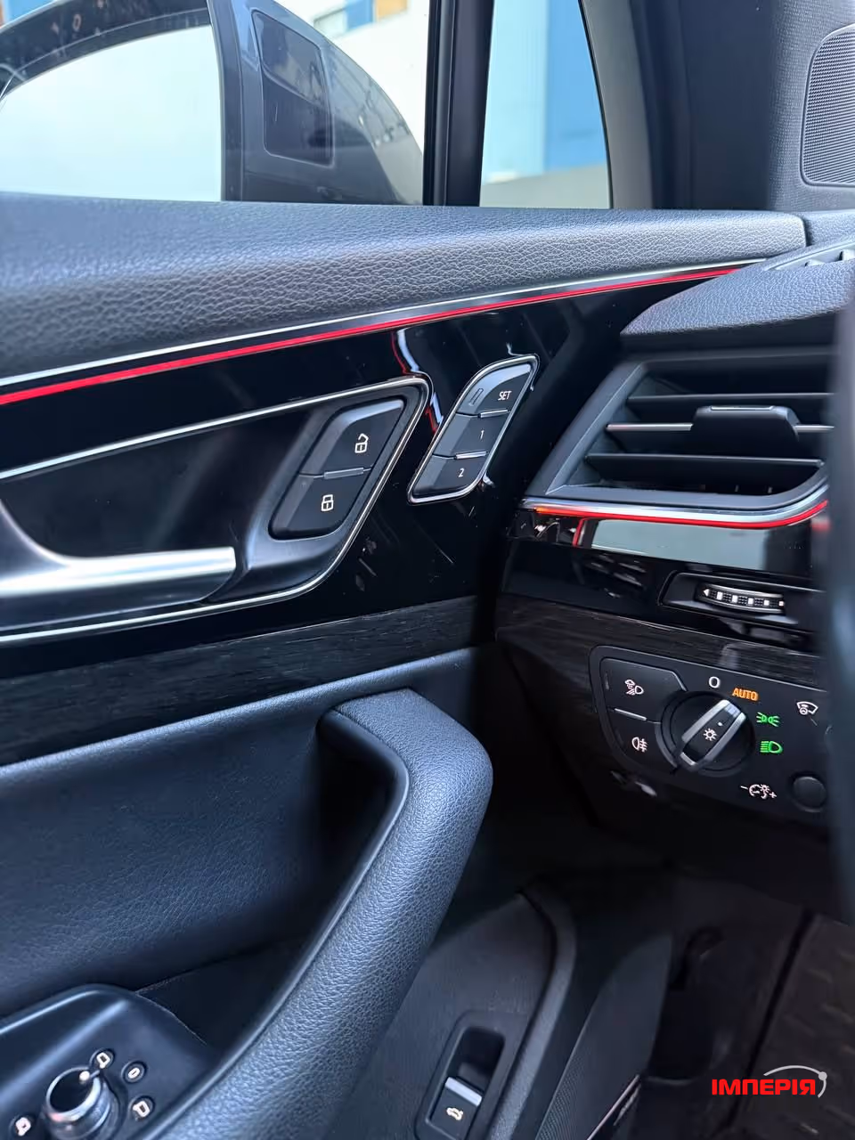 Audi Q7 - фото 16