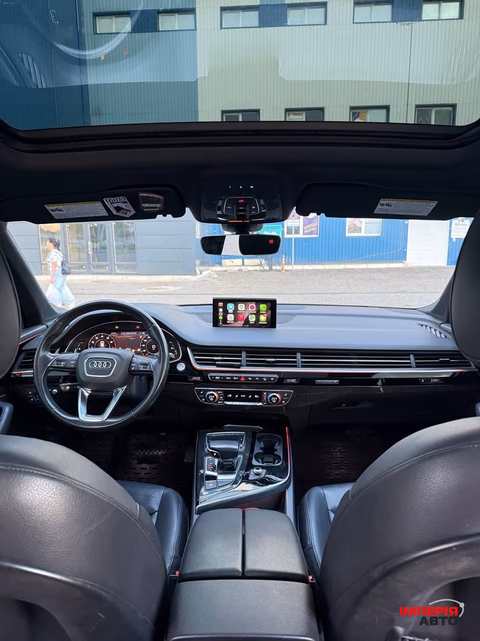 Audi Q7 - фото 10
