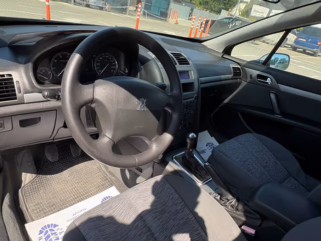 Peugeot 407 - фото 4