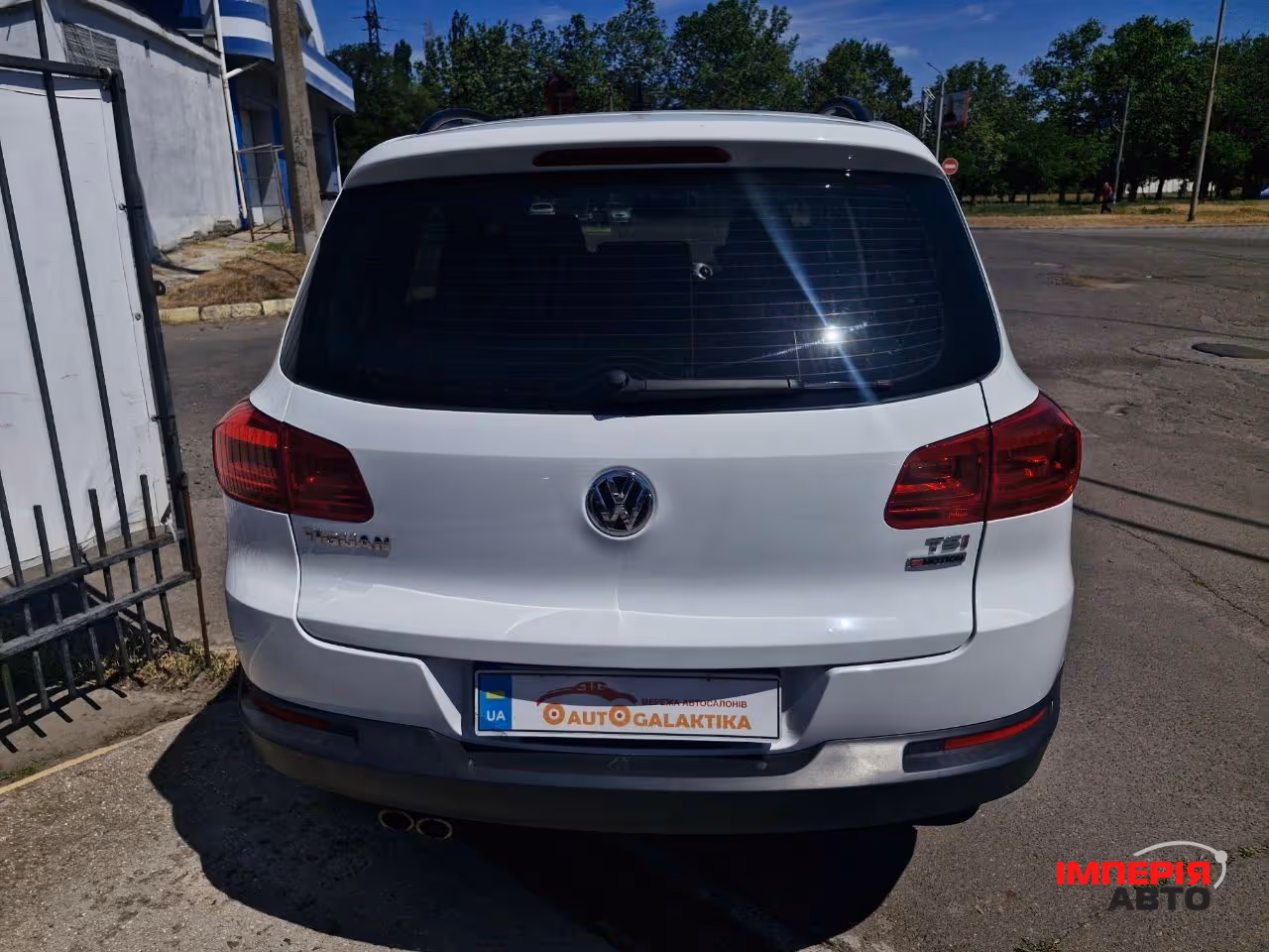 Volkswagen Tiguan - фото 5