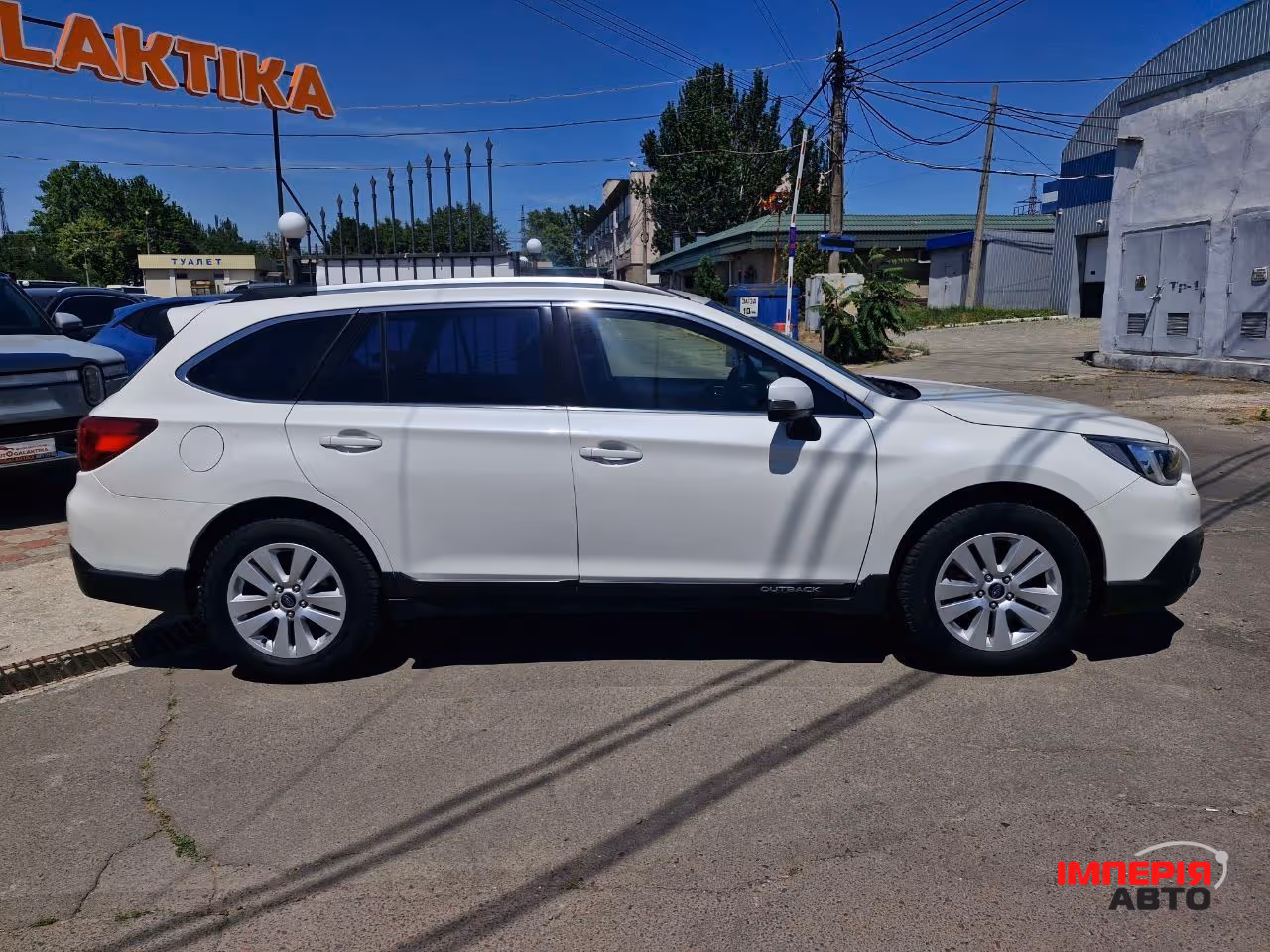 Subaru Outback - фото 2