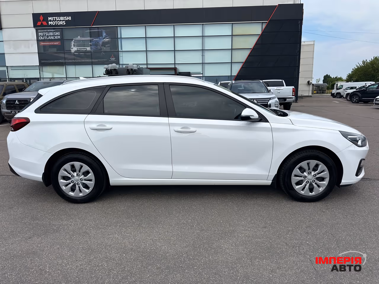 Hyundai i30 - фото 8