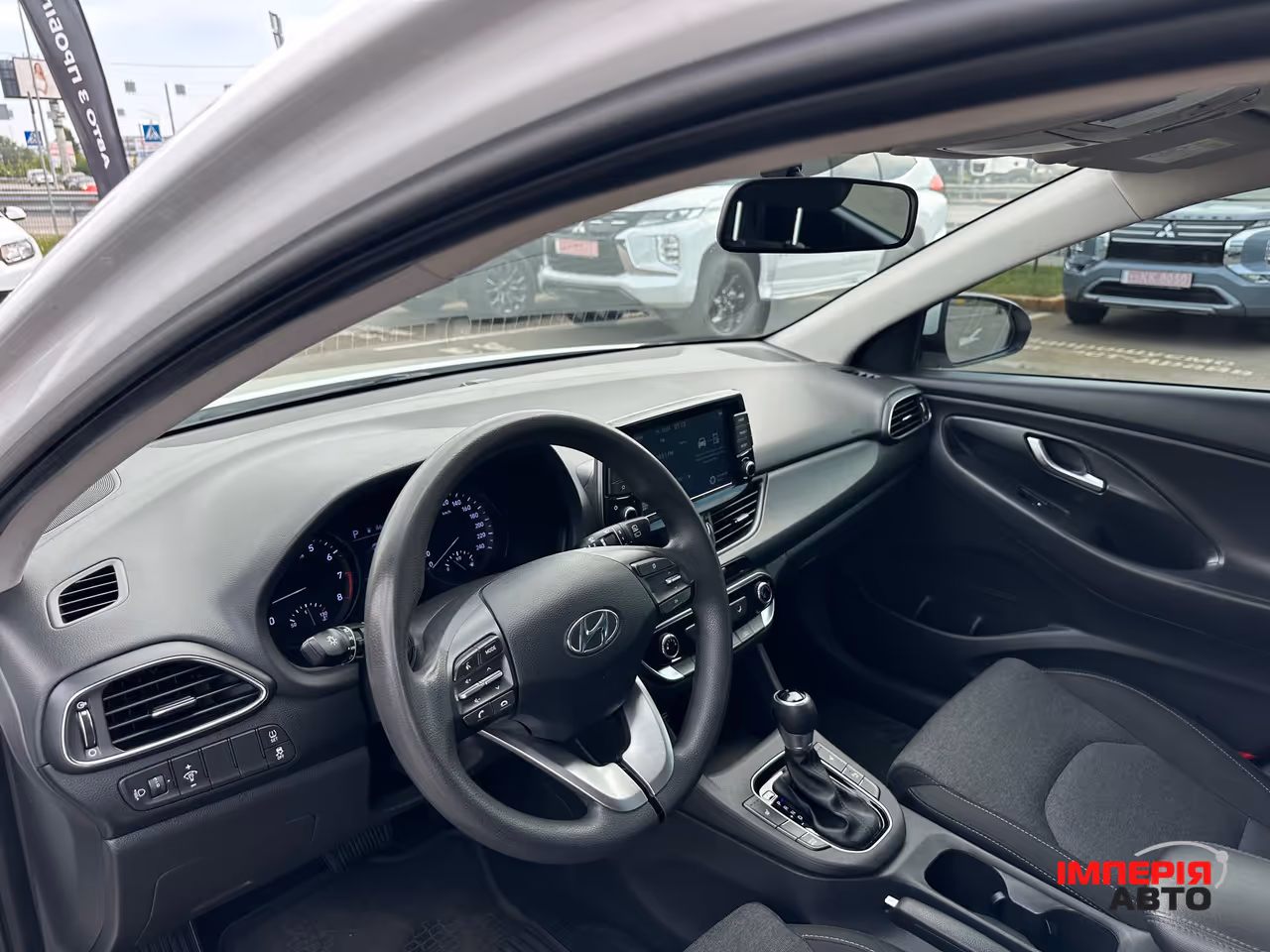 Hyundai i30 - фото 15