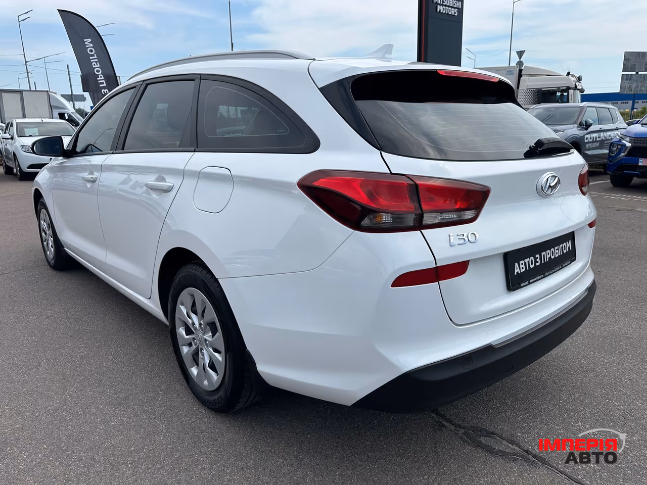 Hyundai i30 - фото 5