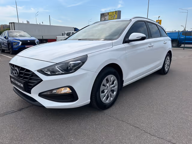 Hyundai i30 - фото 3