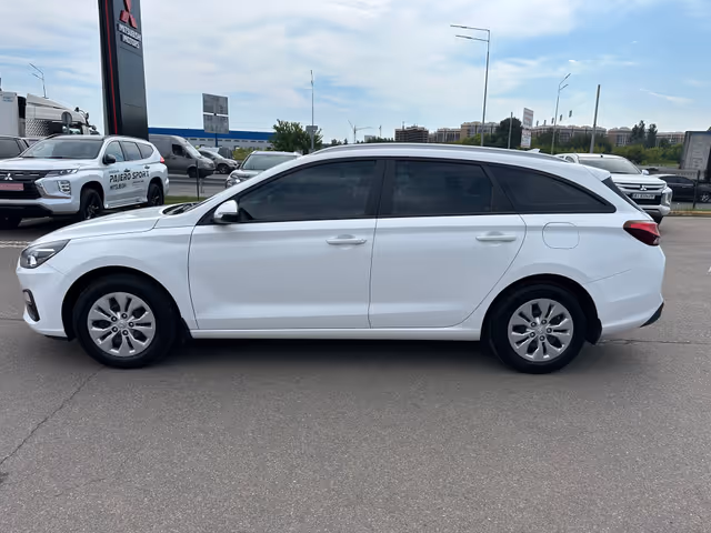 Hyundai i30 - фото 4