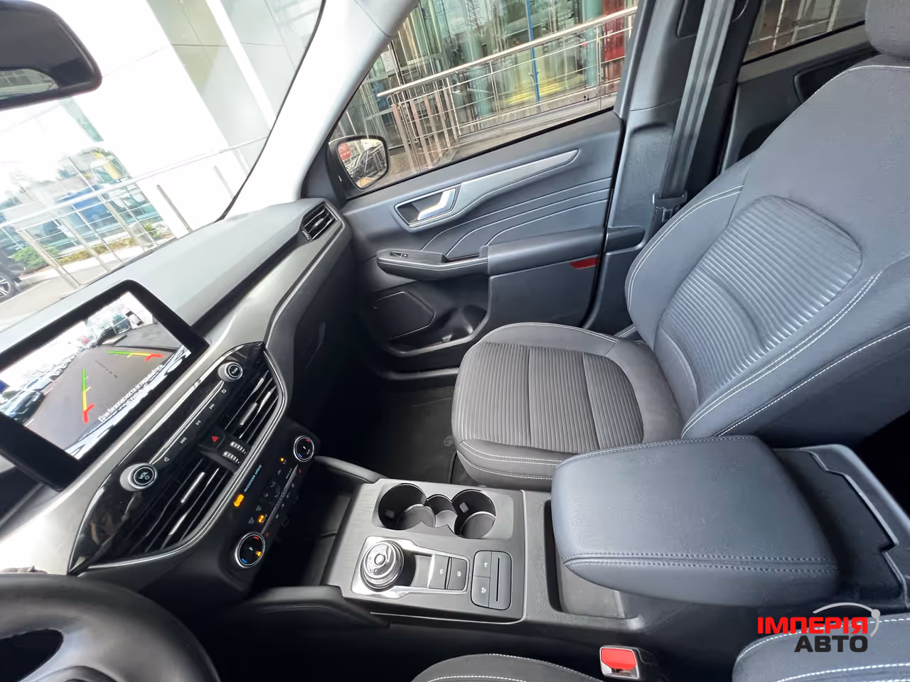 Ford Kuga - фото 29