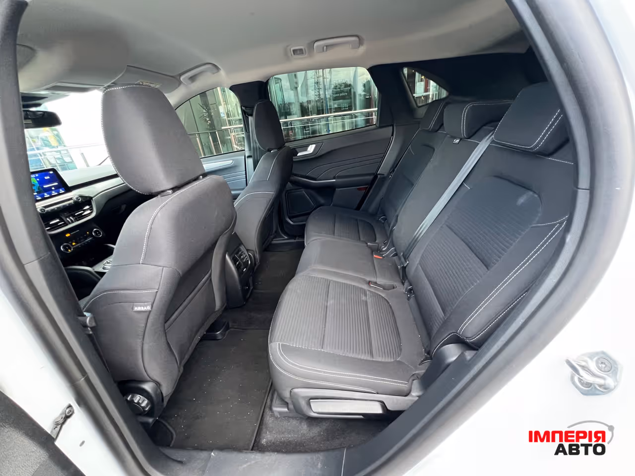 Ford Kuga - фото 14