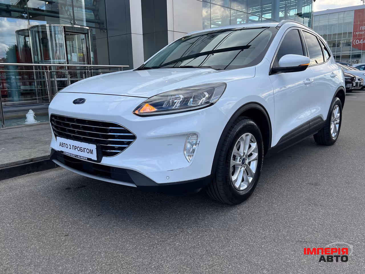 Ford Kuga - фото 3