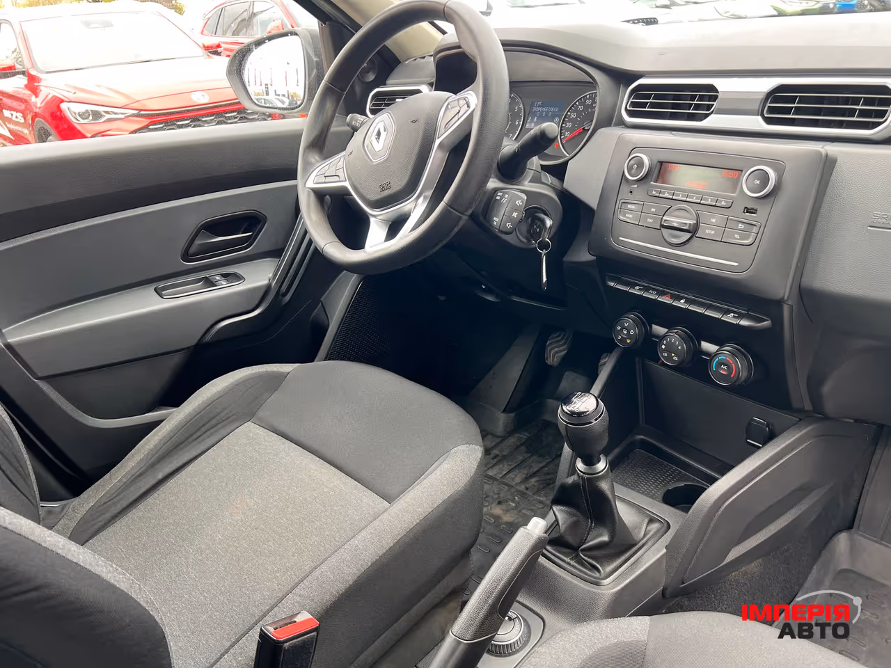 Renault Duster - фото 9