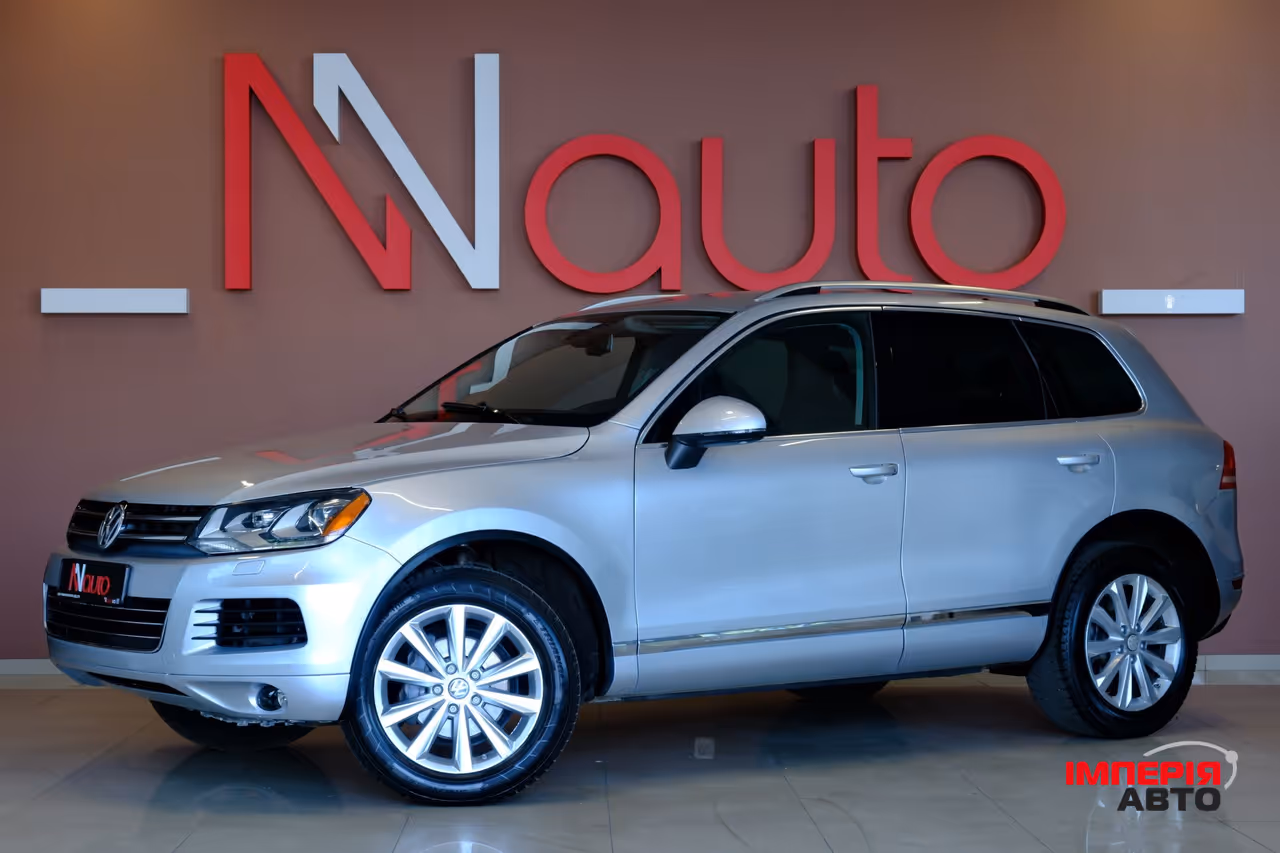 Volkswagen Touareg - фото 1