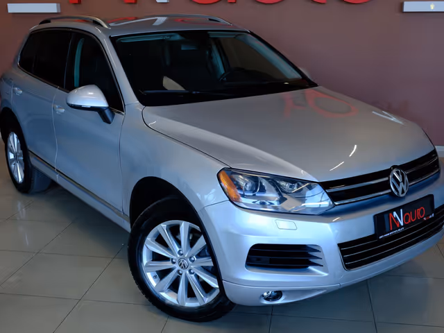 Volkswagen Touareg - фото 4
