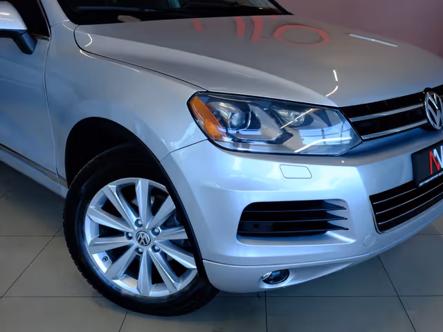 Volkswagen Touareg - фото 3